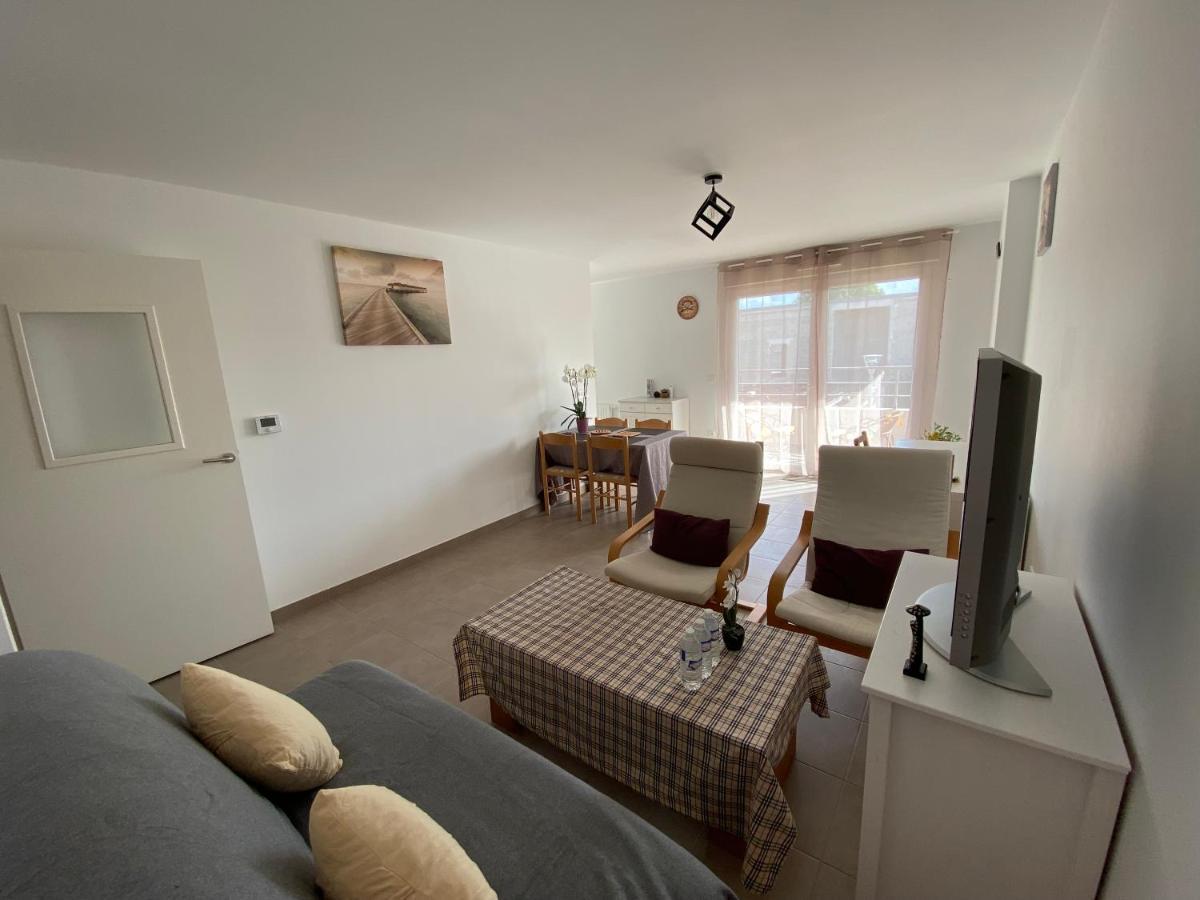 Chez Ngoc - Appartement Meuble Ланьон Экстерьер фото